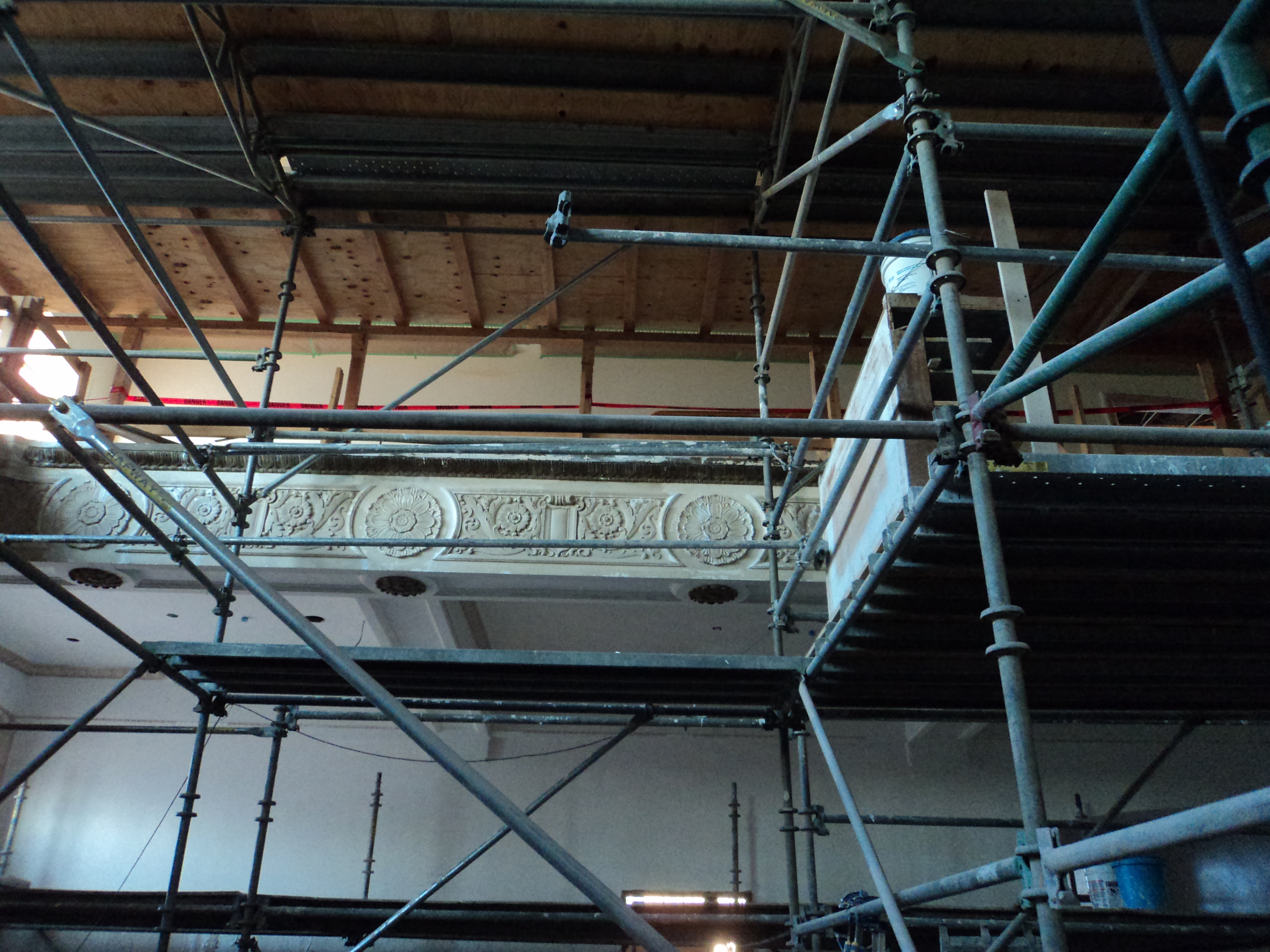 settles2615scaff.JPG